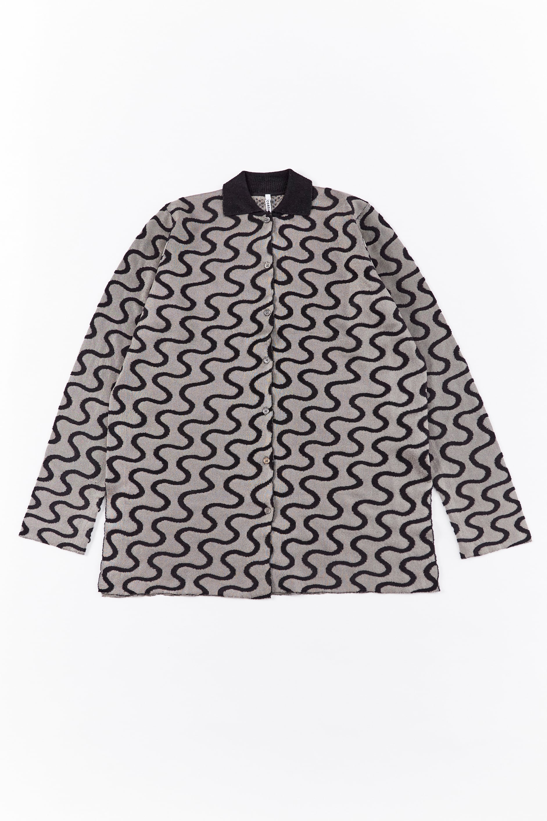 SHINY WAVY PATTERN KNIT SHIRT	 25AWAC-012 BLACK