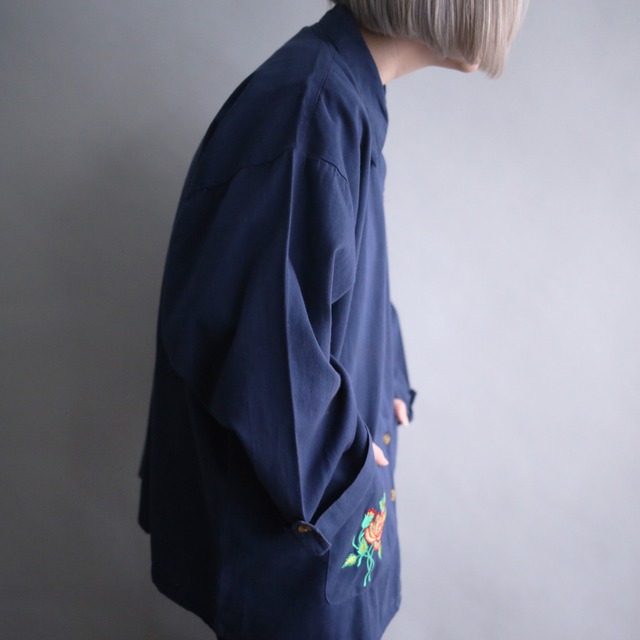 double pocket flower embroidery loose jacket