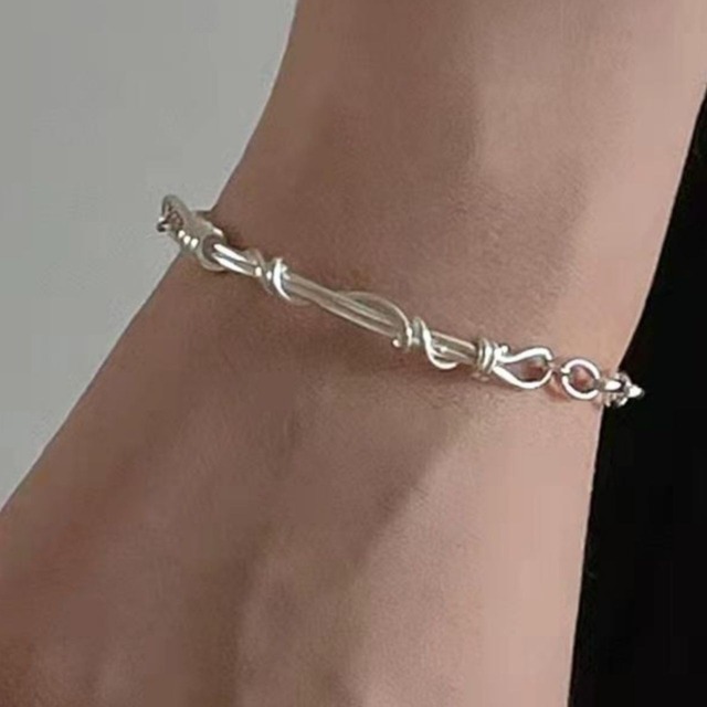 ツイストシェイプデザインチェーンブレスレット   R00467