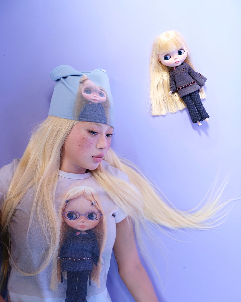 ☆[RESELL][COYSEIO] COYSEIO X BLYTHE GRAPHIC T-SHIRT LIGHT BLUE
