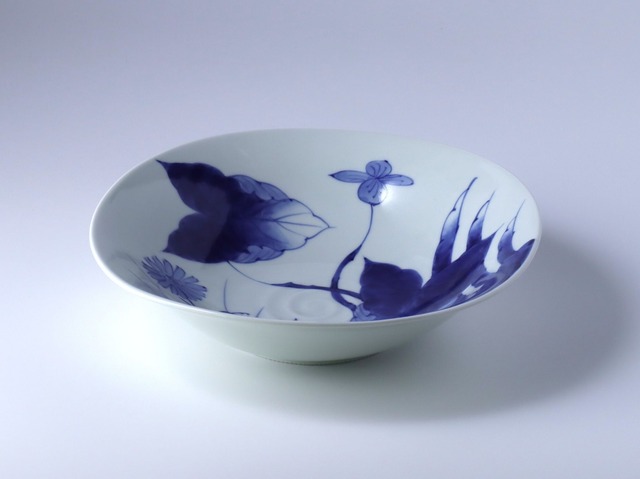 21cm浅鉢　染付芋の葉紋　