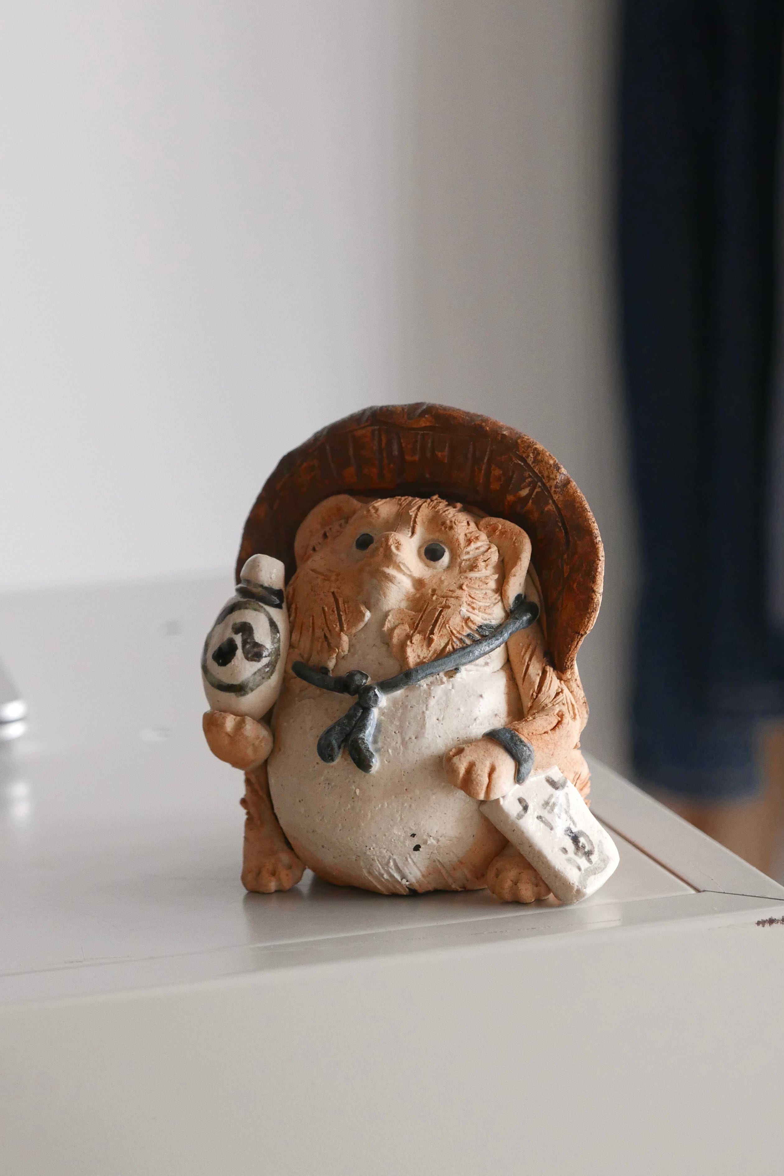 old japan tanuki object , 狸庵 , small