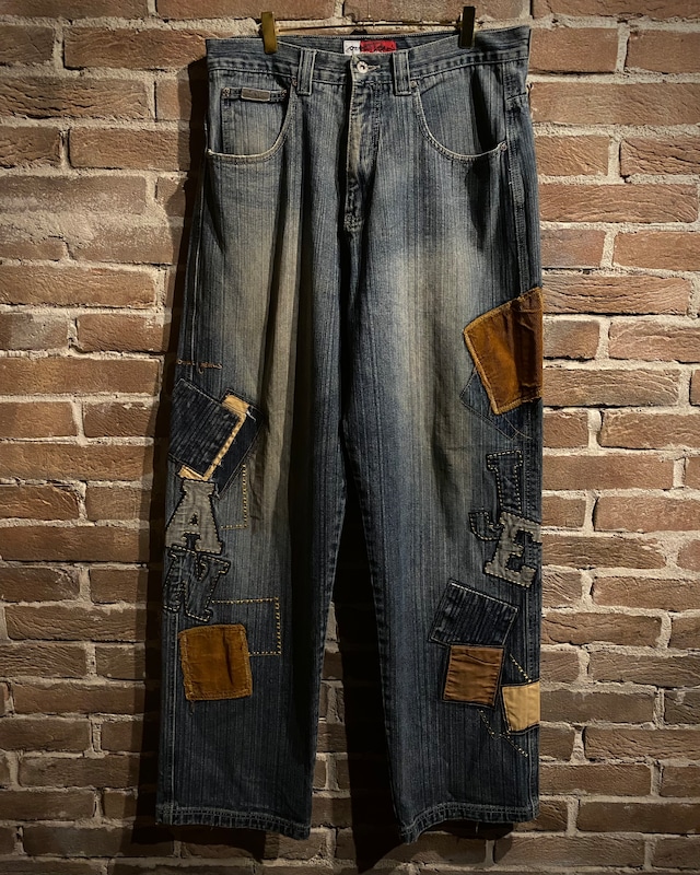 【Caka act3】Multi Wappen Design Faded Baggy Denim Pants