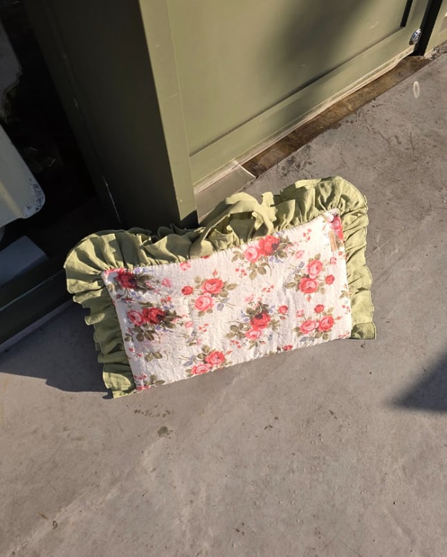 予約【eomuk】Vintage Rose All-Day Cushion Mat