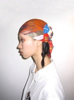 "scarf"「Never Sneeze」