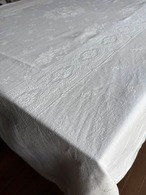テーブルクロス　モノグラム刺繍　白糸刺繍　フランスリネン　ほぼ正方形 12clej8