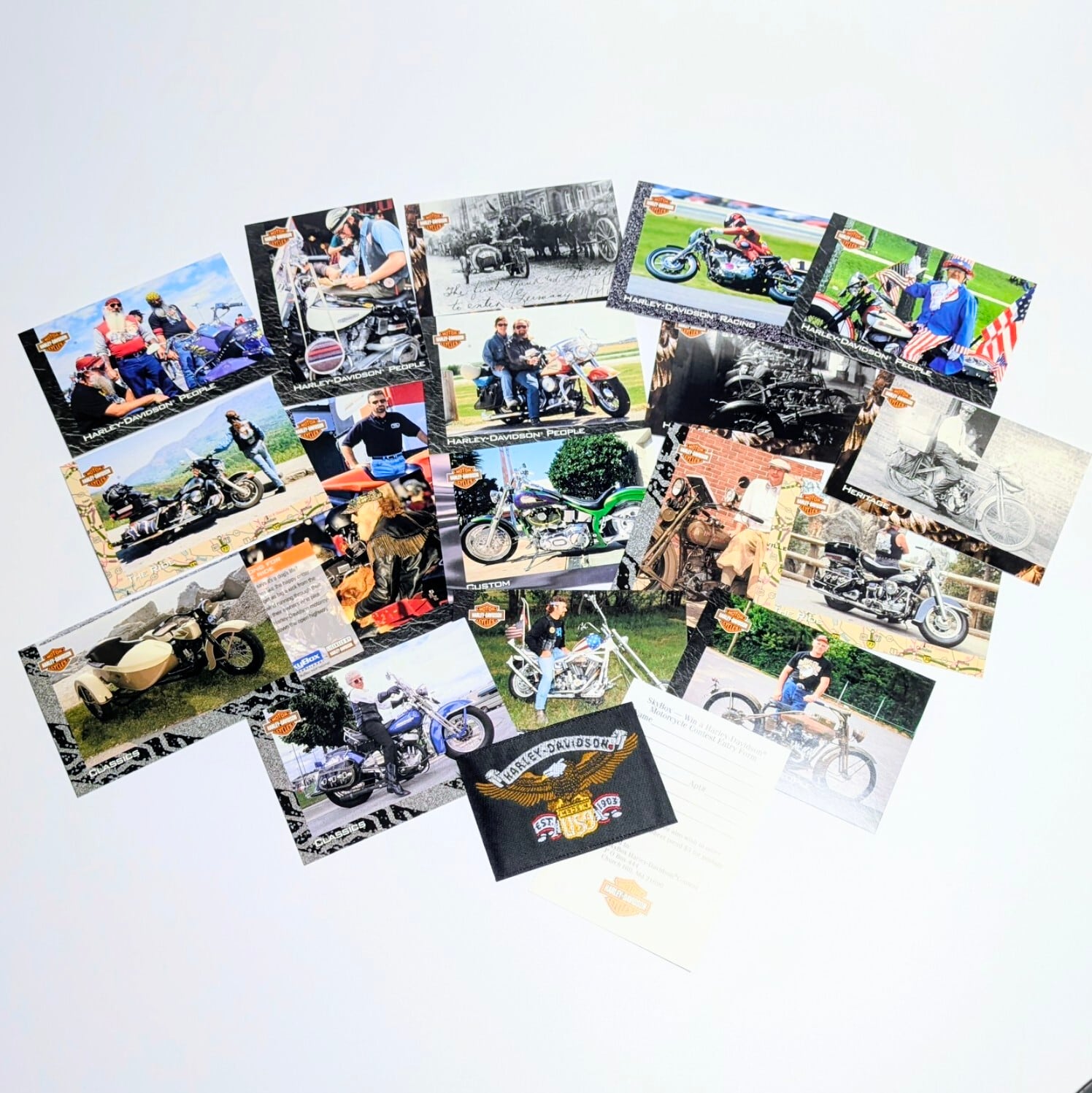 ☆送料無料！☆ VINTAGE 1994【 Harley-Davidson ( ハーレーダビッドソン ) 】トレーディングカード / トレカ 単品 （1個= 18CARDS＋1PATCH入）〚アメリカン雑貨 アメトイ〛