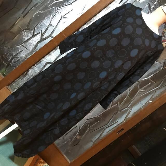 マライカ コットンドットジャガードバルーンワンピース ブルー