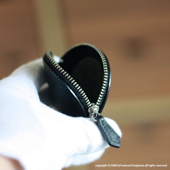 ふっくらしたコインケース "Luna" ・ブラック[受注制作品]