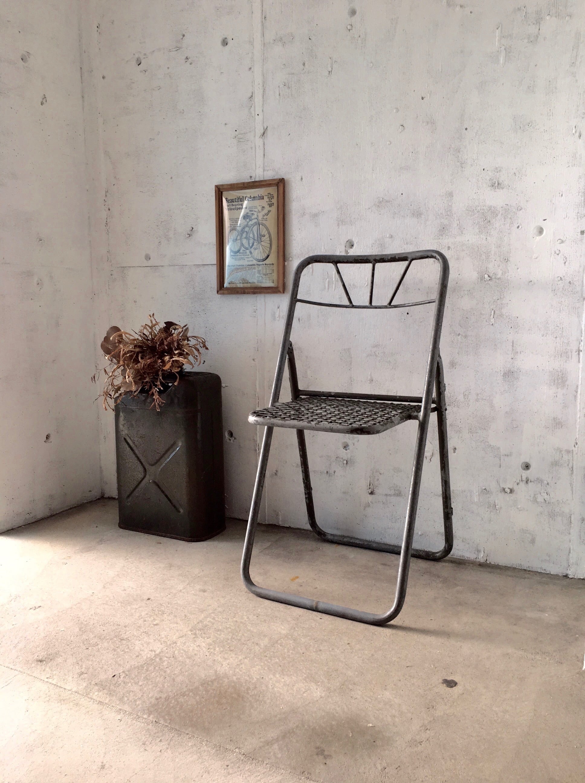 インダストリアルなチェア［ヴィンテージ・ドイツ製］ | giraffes craft