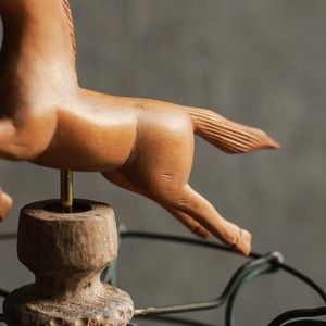 【 MEGURI series 】メリーゴーランドを操る馬