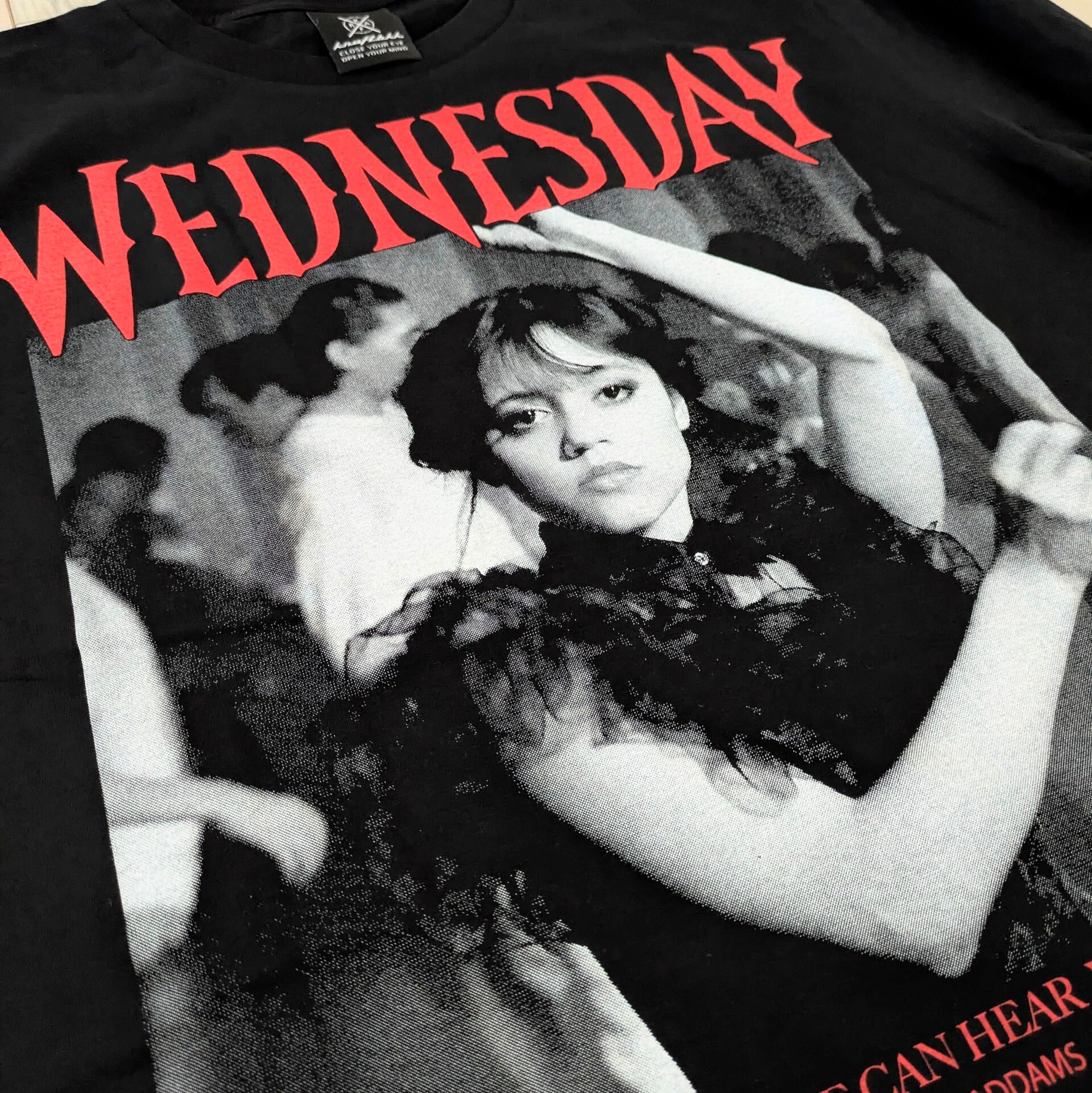 【 Wednesday / ウェンズデー 】クセ強ダンスver. ロングTシャツ / ADAMSFAMILY / ジェナ・オルテガ 〚アメリカン雑貨 アメトイ〛