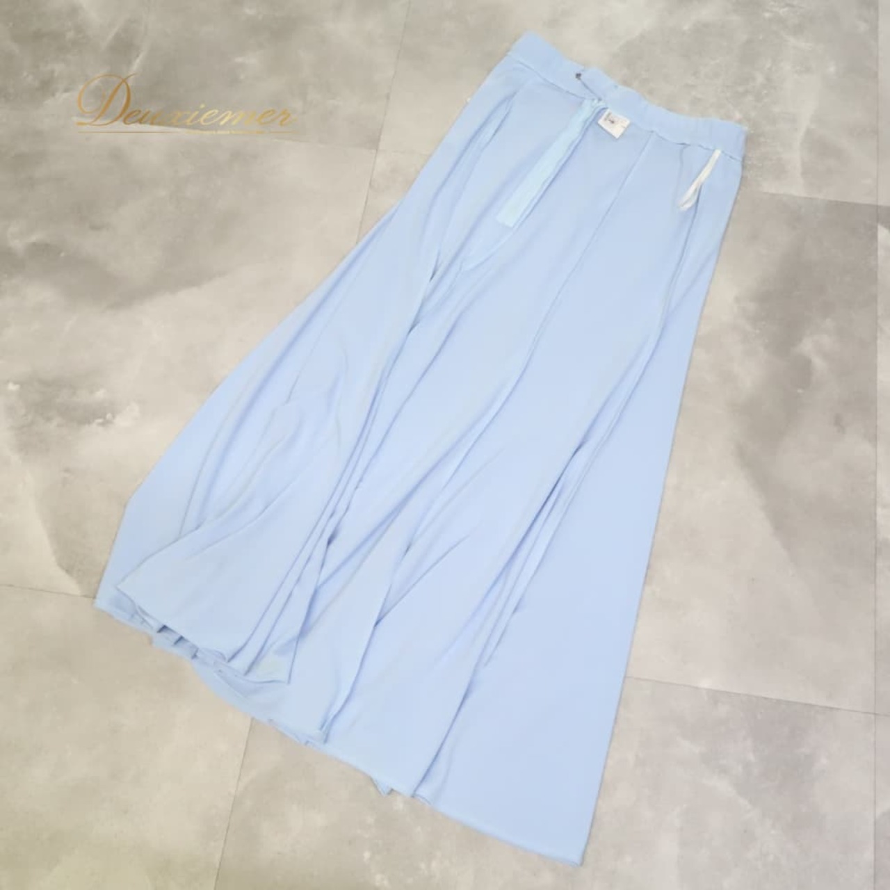 社交ダンス 衣装 Sekine セキネ スカート レッスンウェア ブルー系 水色 ライトブルー 無地 ロングスカート スタンダード 練習着 シンプル 清楚 練習用 レディース ダンス衣装 ダンス用品 競技ダンス ソシアルダンス ボールルームダンス ステージ衣装 舞台衣装 発表会 上品 気品 セットアップ風 デザインスカート フレアスカート ダンス練習着 ロング丈 ダンスレッスン ステージ用 競技用 ソシアル用 ボールルーム用 シンプル無地 ライトブルー系 清楚系 上品系 美しいシルエット きれいめ