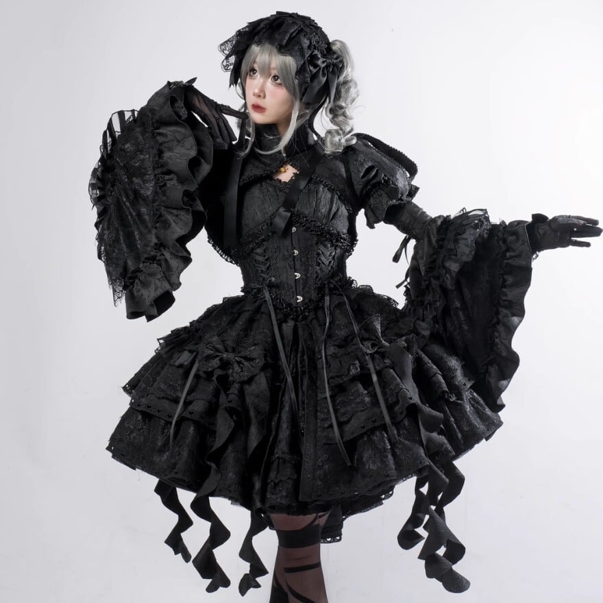 ゴスロリ 重厚ジャガード多段フリルドレス コルセット仕様 黒白｜納期4