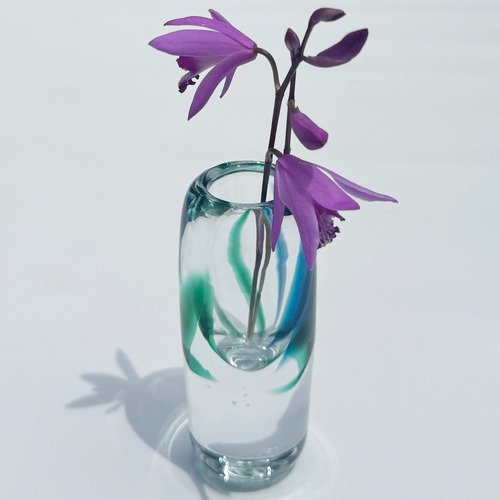 Glass vase