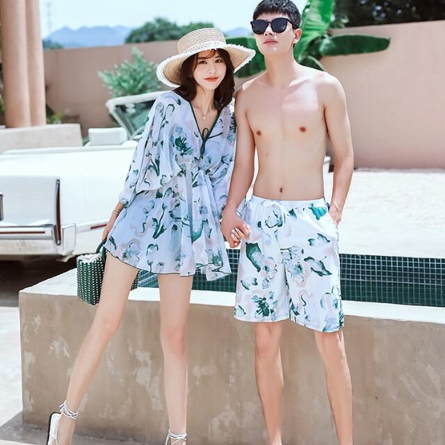 【予約販売】水着 カップル水着 3点セット ペアルック メンズ レディース 花柄 フラワー柄 グリーン ビキニ セパレート 海水パンツ 海パン ペア水着 恋人 おそろい お揃い M/L/XL/2XL