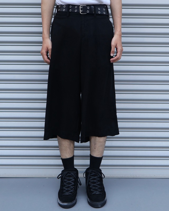【Yohji Yamamoto +NOIR】cropped shorts