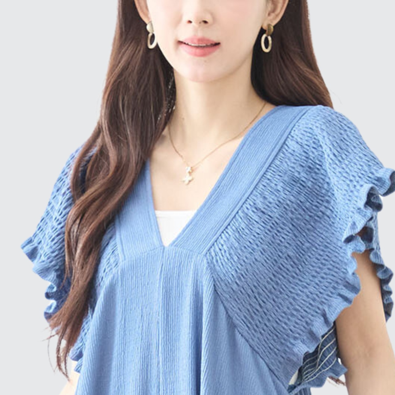 TRUBE フリルシャーリングスリーブVネックロングワンピース【M~L】ブルー