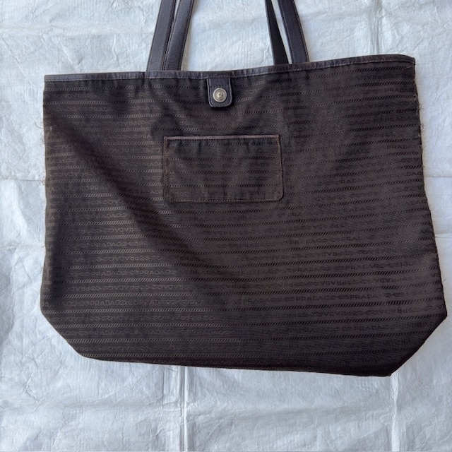 Prada ナイロントートバッグ カーキ ロゴプレート 古着 画像13