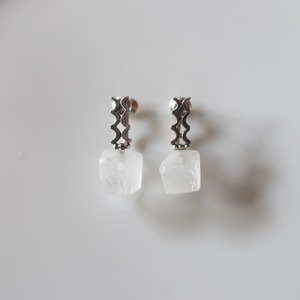 konpeki  イヤリング　シルバー×soma galass