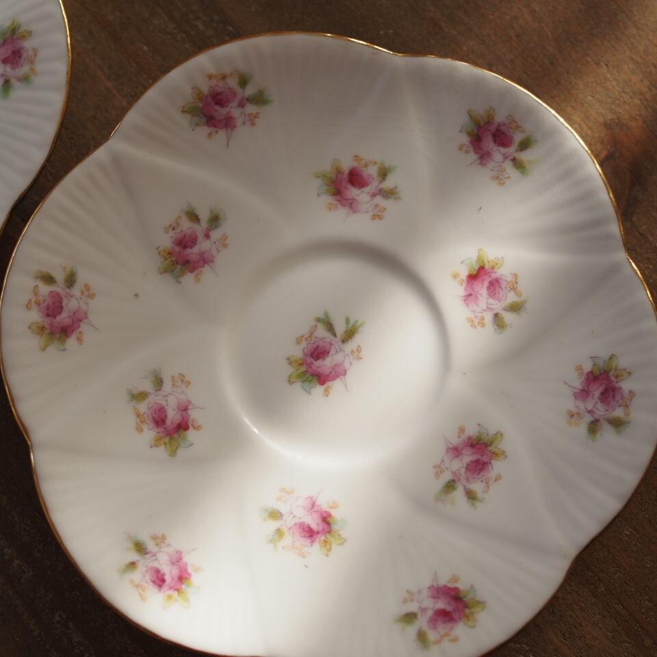 SOLD【可愛い】英国シェリーWileman 小さめサイズの可憐なアンティーク