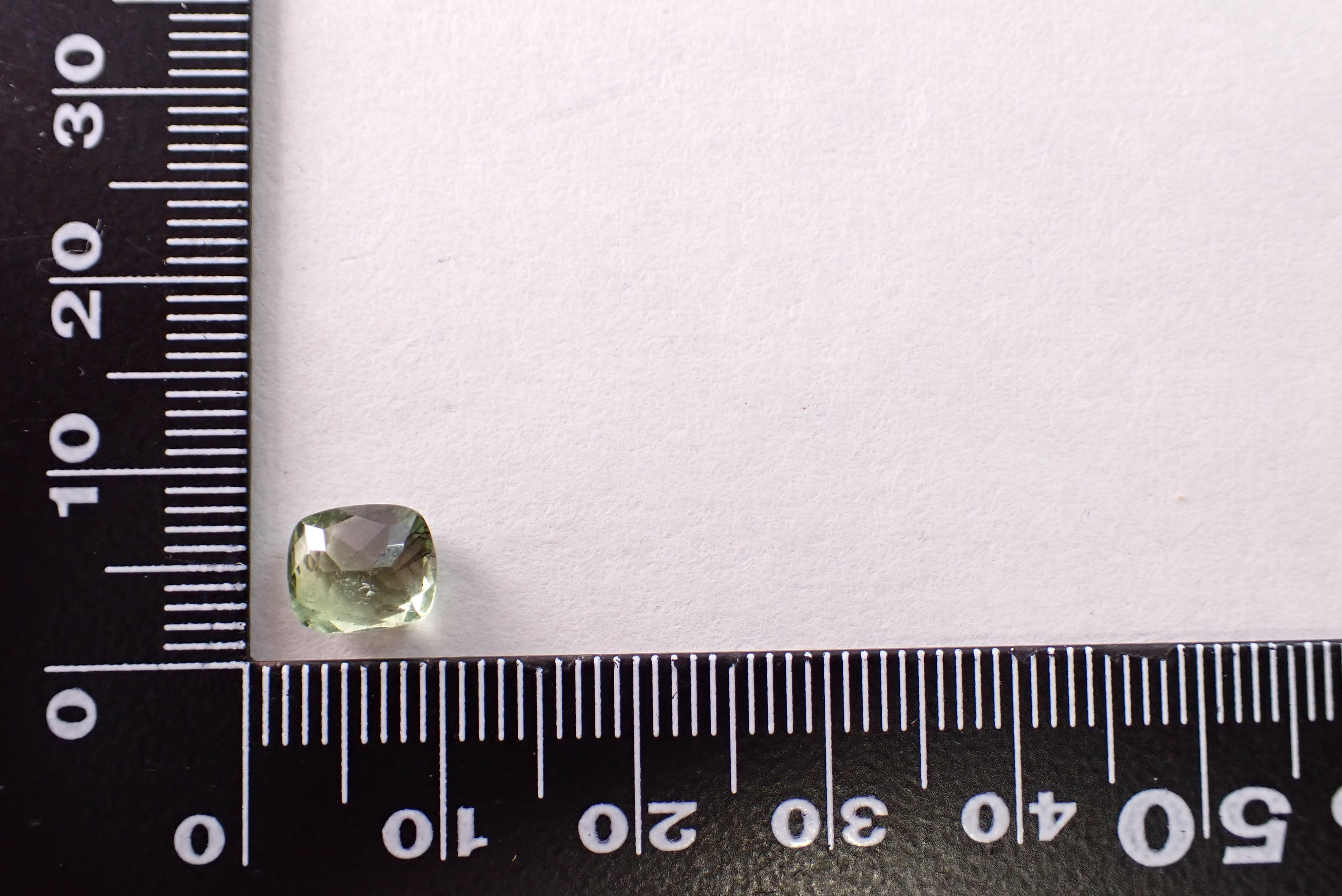 ルドウィジャイトインペリドット 1.89ct [D2-527] | differencee