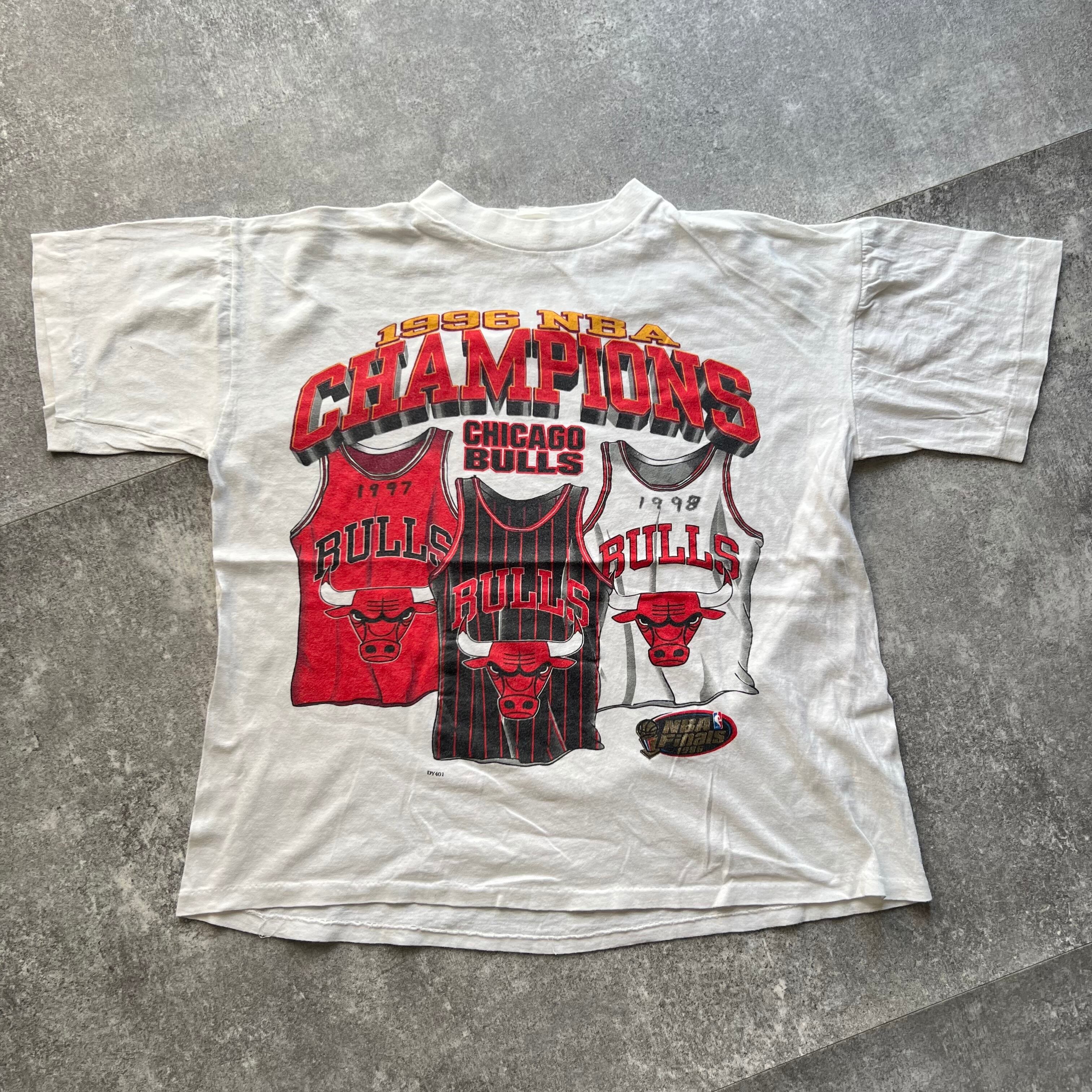 90s ビンテージ USA製 シカゴブルズ BULLS チャンピオン Tシャツ | ONE 