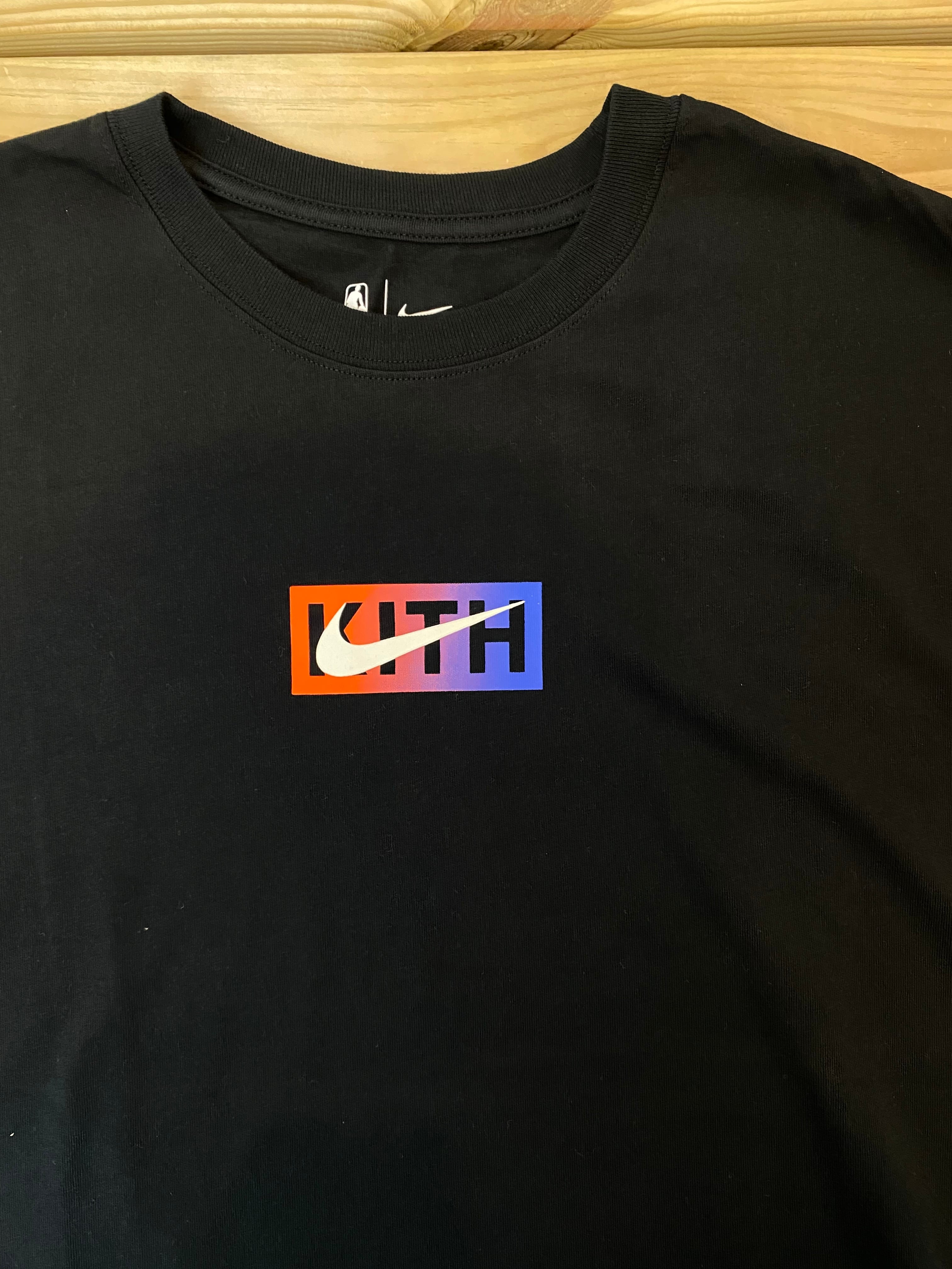 Kith & Nike for New York Knicks ロゴTシャツ