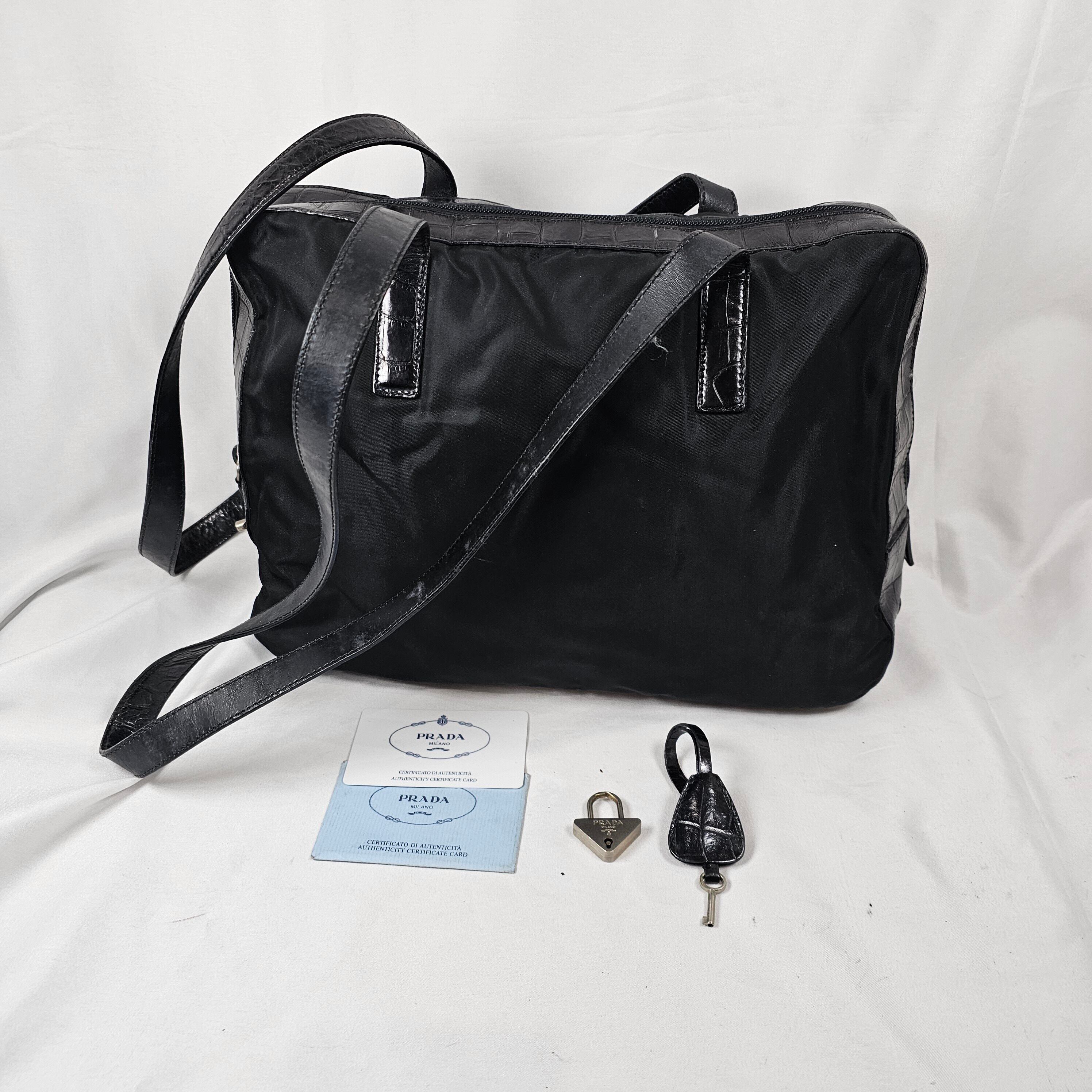 PRADA プラダ トートバッグ ナイロン クロコ型押し 肩掛け A4収納可 