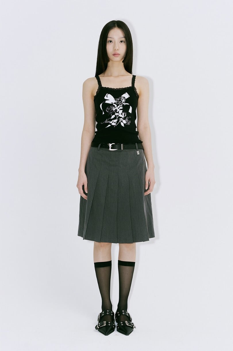 ☆KISS OF LIFE ジュリー 着用！！【NIIER NOR】LACE SLEEVELESS_BLACK