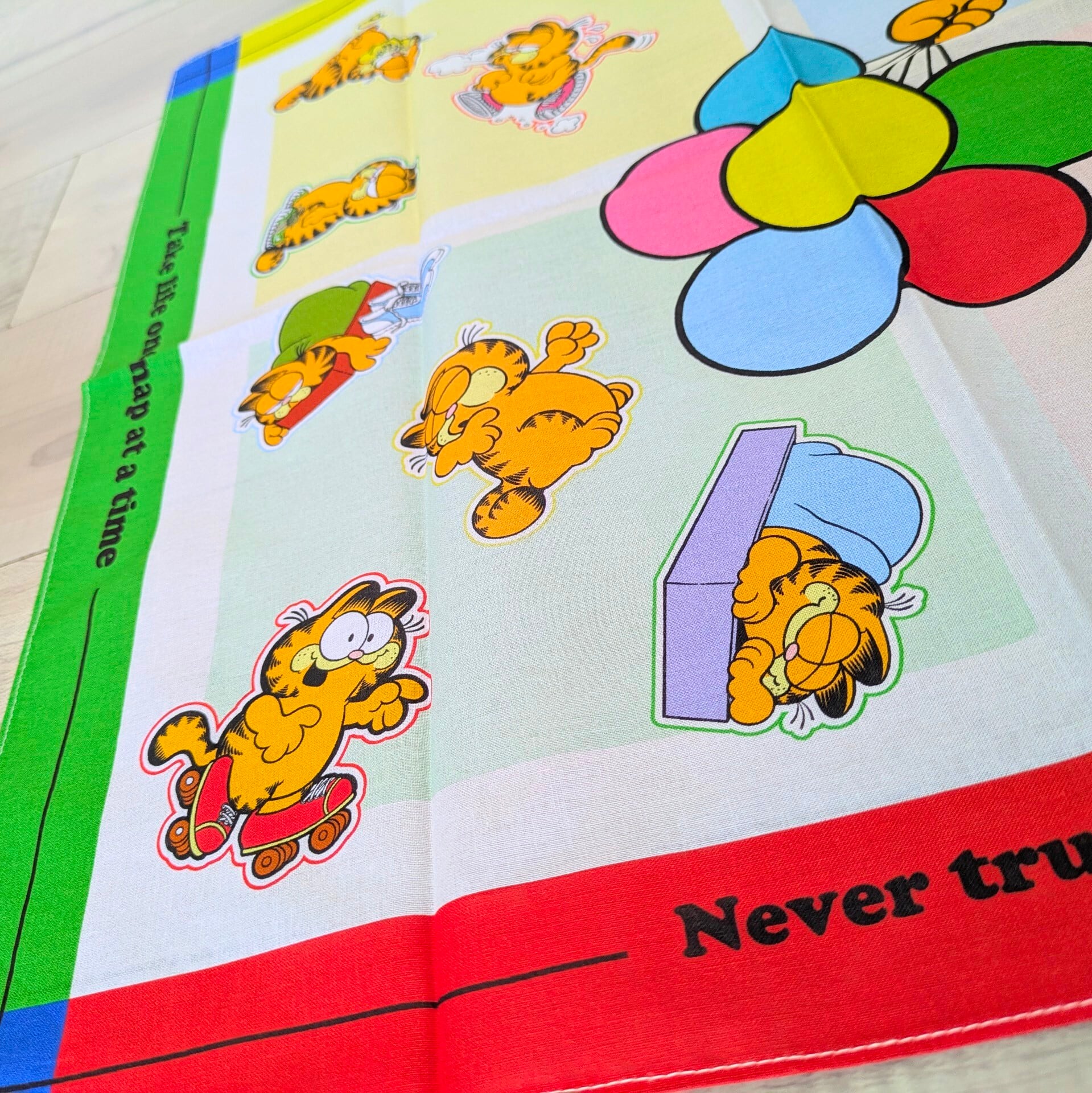 【 Garfield ( ガーフィールド ) 】『バルーン』バンダナ / ランチクロス 〚アメリカン雑貨 アメトイ〛