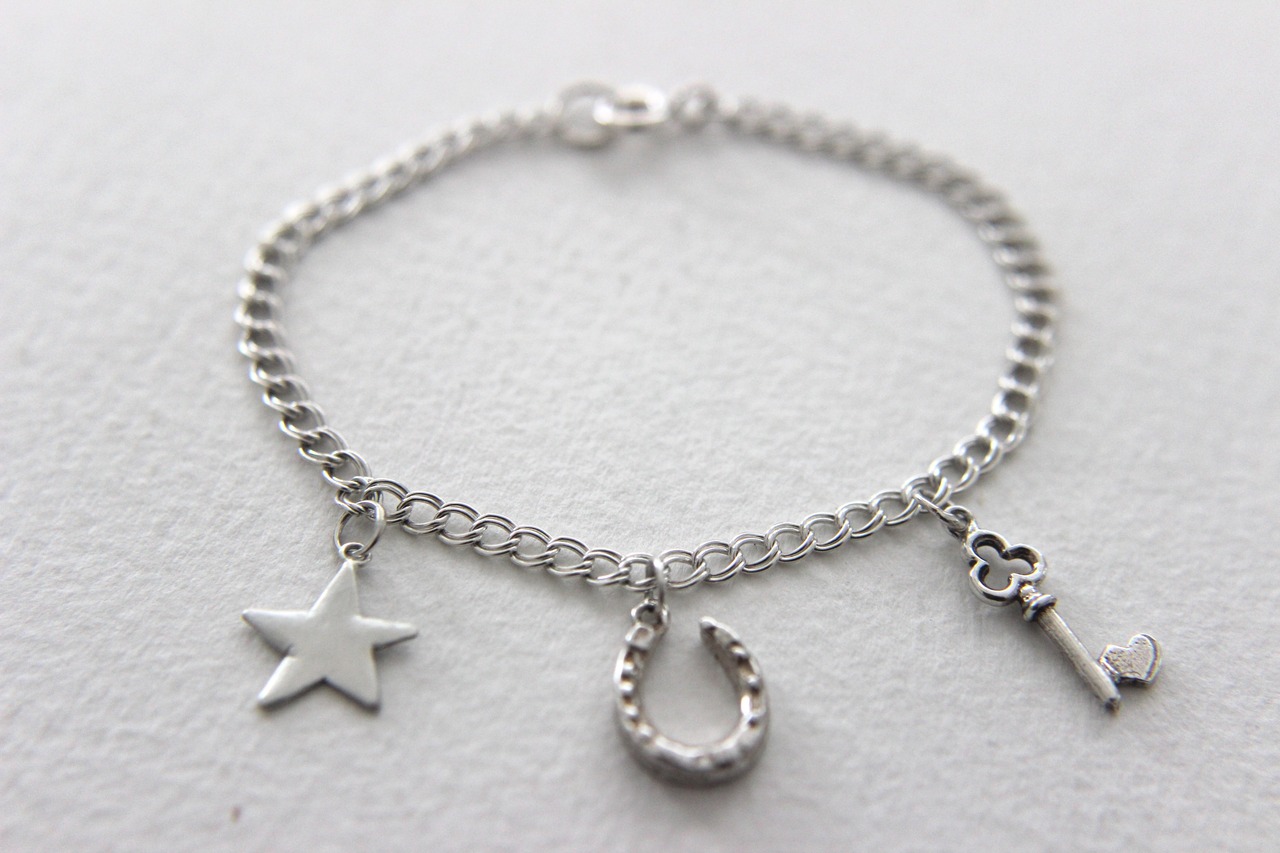 Triple Lucky Charm Bracelet 01 / Vintage Charm Bracelet