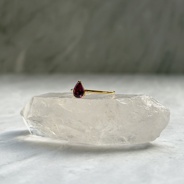 【teardrop ring】~ロードライトガーネット~