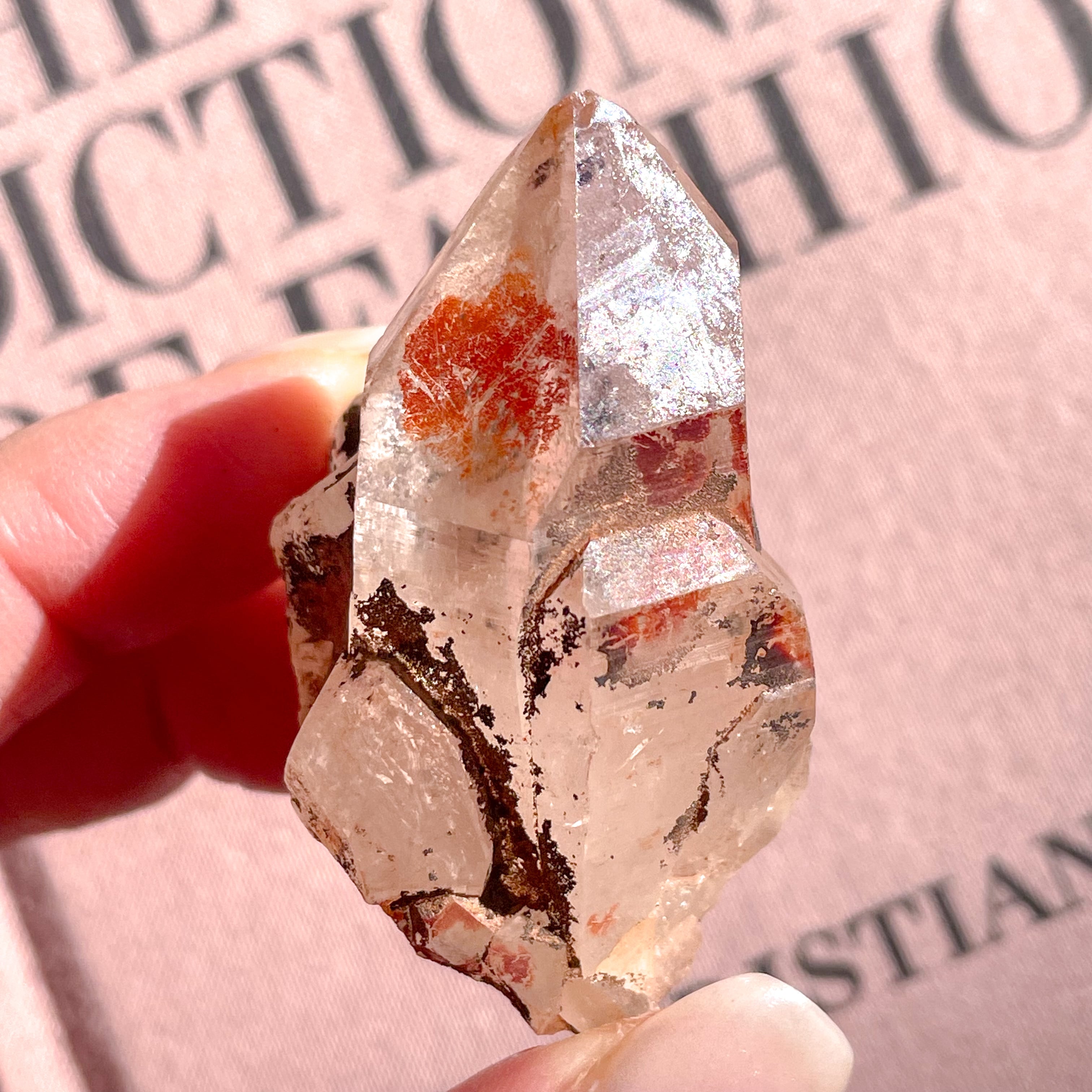 Red Himalayan Crystal 1 ✧ レッドヒマラヤ水晶 | FLUXY - 天然石と