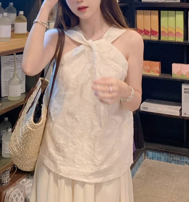 レディース トップス インナー 袖なし ノースリーブ ホルターネック 肌見せ 薄手 かわいい 大人可愛い シンプル 上品 おしゃれ ガーリー 存在感 ラブリー キュート ベーシック ロマンティック フェミニン 無地 春 夏 秋 ロングシーズン 学生 デート お出かけ 海 ビーチ 女子会 休日 ショッピング コンサート ライブ カフェ 重ね着 プチプラ 普段使い 着回し モテ 清楚 インスタ映え S M L XL 2XL 小さいサイズ 大きいサイズ 白 ホワイト ベーシックカラー 春カラー