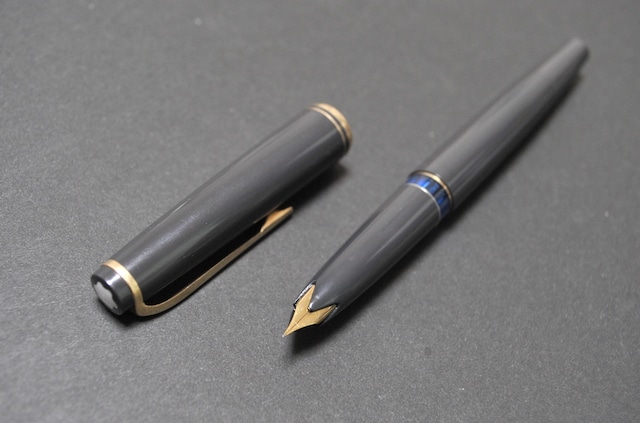 '60s　モンブラン Ｎｏ ２４　MONTBLANC No 24　（極細字）　14K　　　　　01233