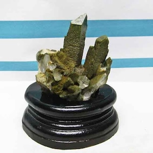 水晶クラスター 原石 アメリカ産 グリーンファントム  172-42