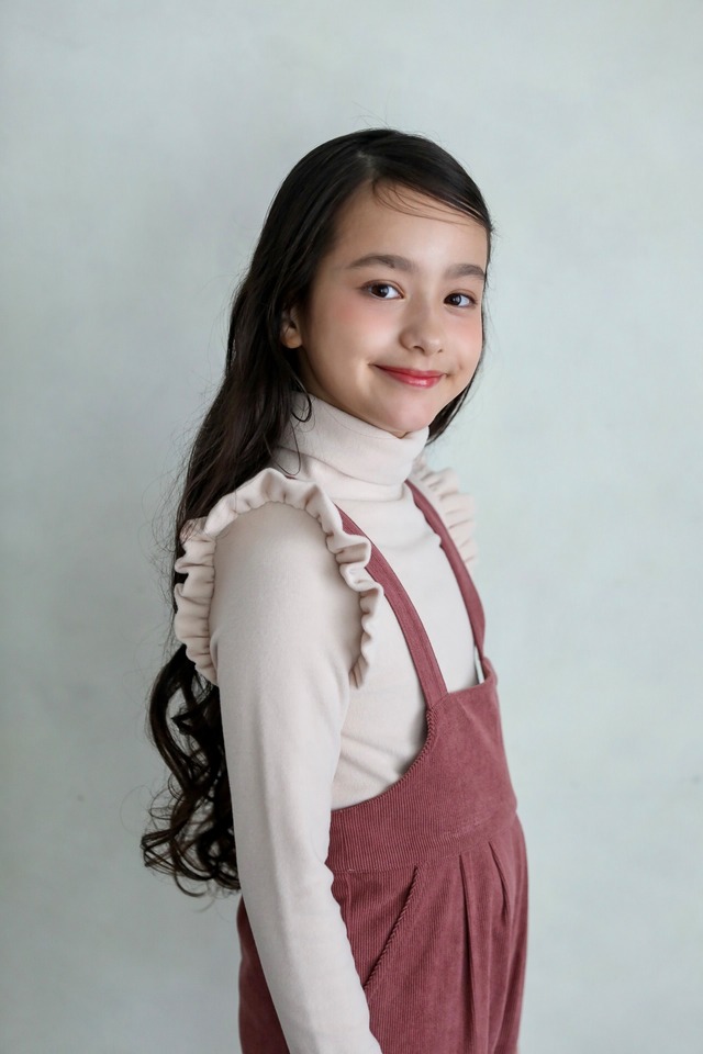 タートルネックフリルショルダートップス<Ivory>