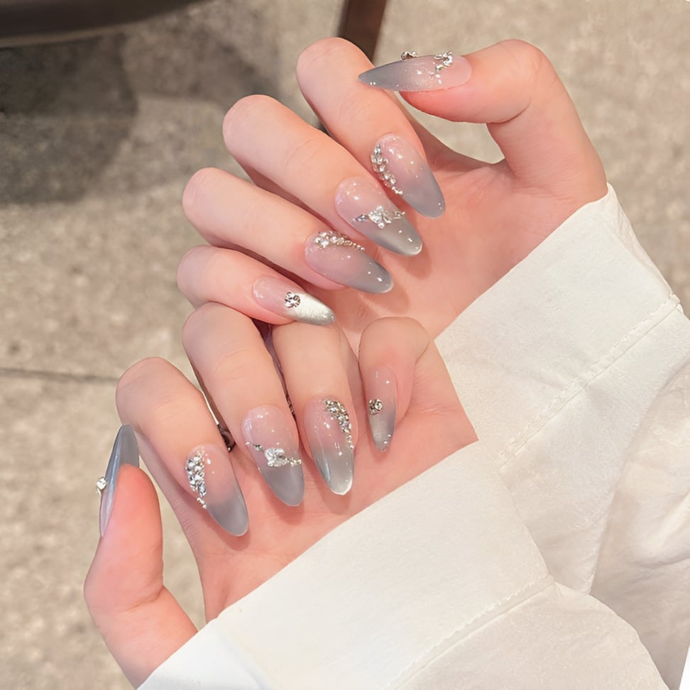 ネイルチップ ワンホン クリアハート シンプル ニュアンス 透け感 ネイルチップ ワンホン クリアハート シンプル ニュアンス 透け感