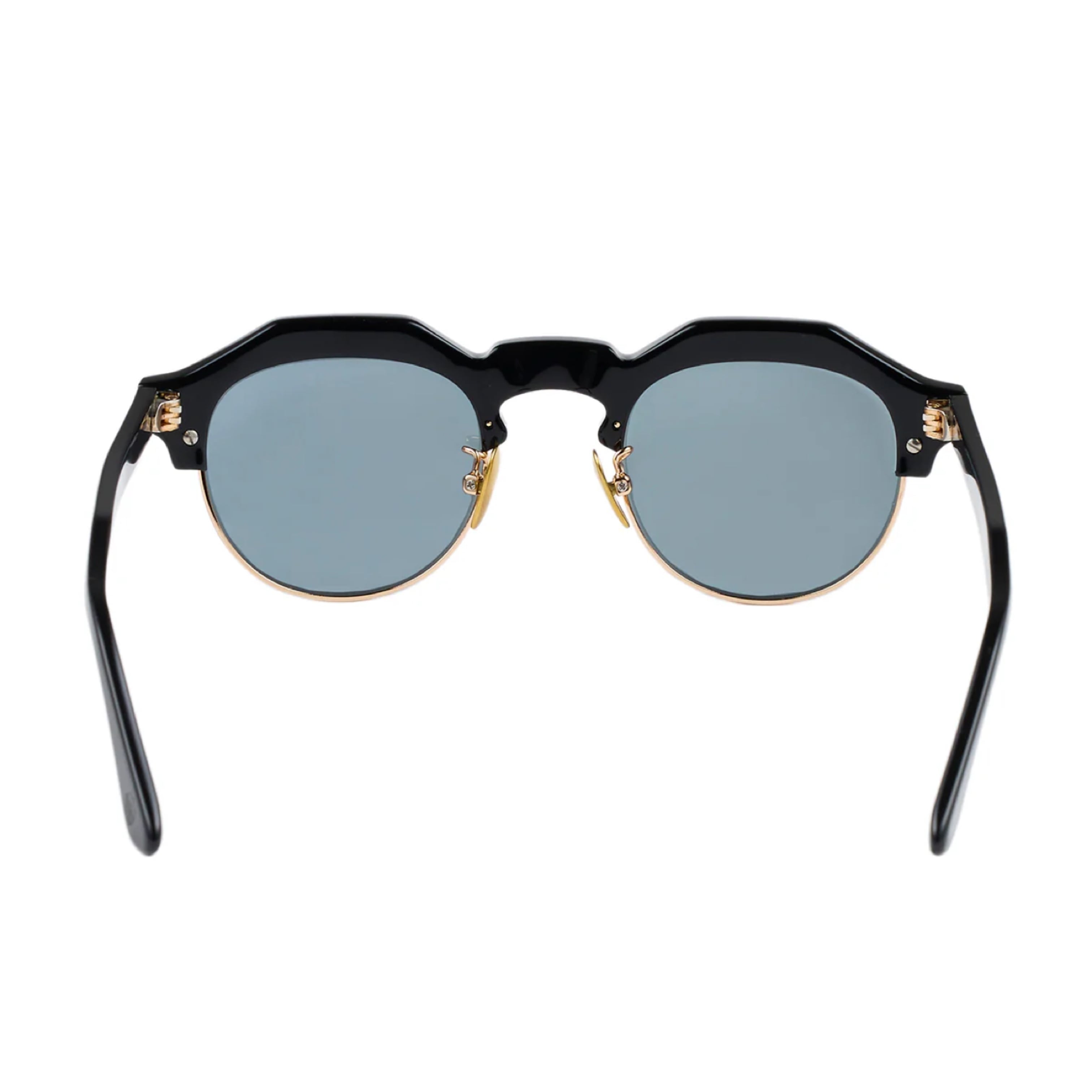 18 BLACK / CLEAR to GREY (調光) / OWN | SCENE REPORT