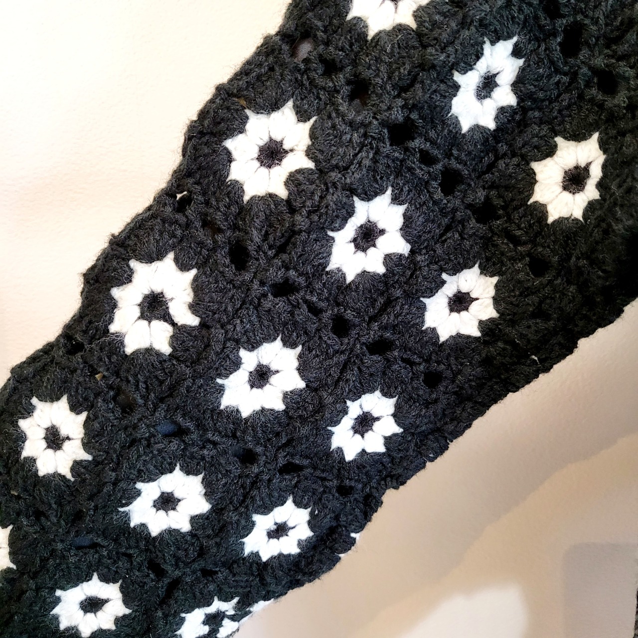 【over print】Crochet knitting Shirts (cream / black)