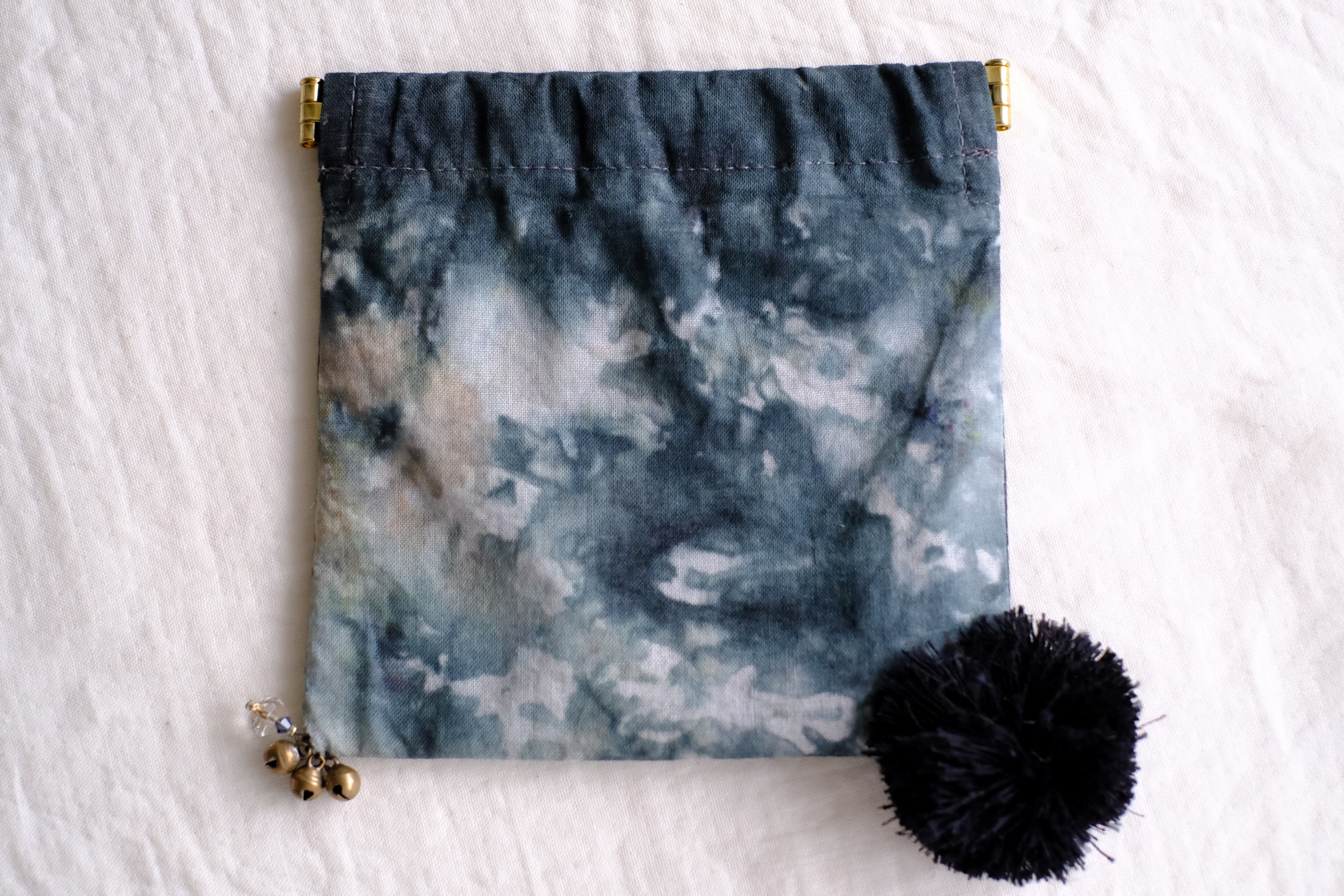 バネ口ポーチ　o-0518