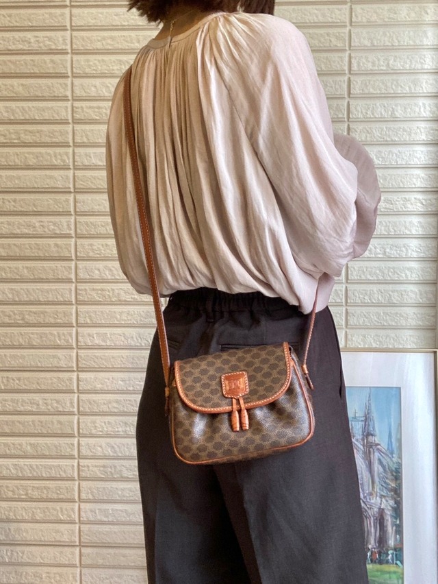 CELINE セリーヌ　マカダム　ブラゾン型押し　タッセル　ポシェット　ミニバッグ　ショルダーバッグ　ブラウン　vintage　ヴィンテージ　オールドセリーヌ　my22ht