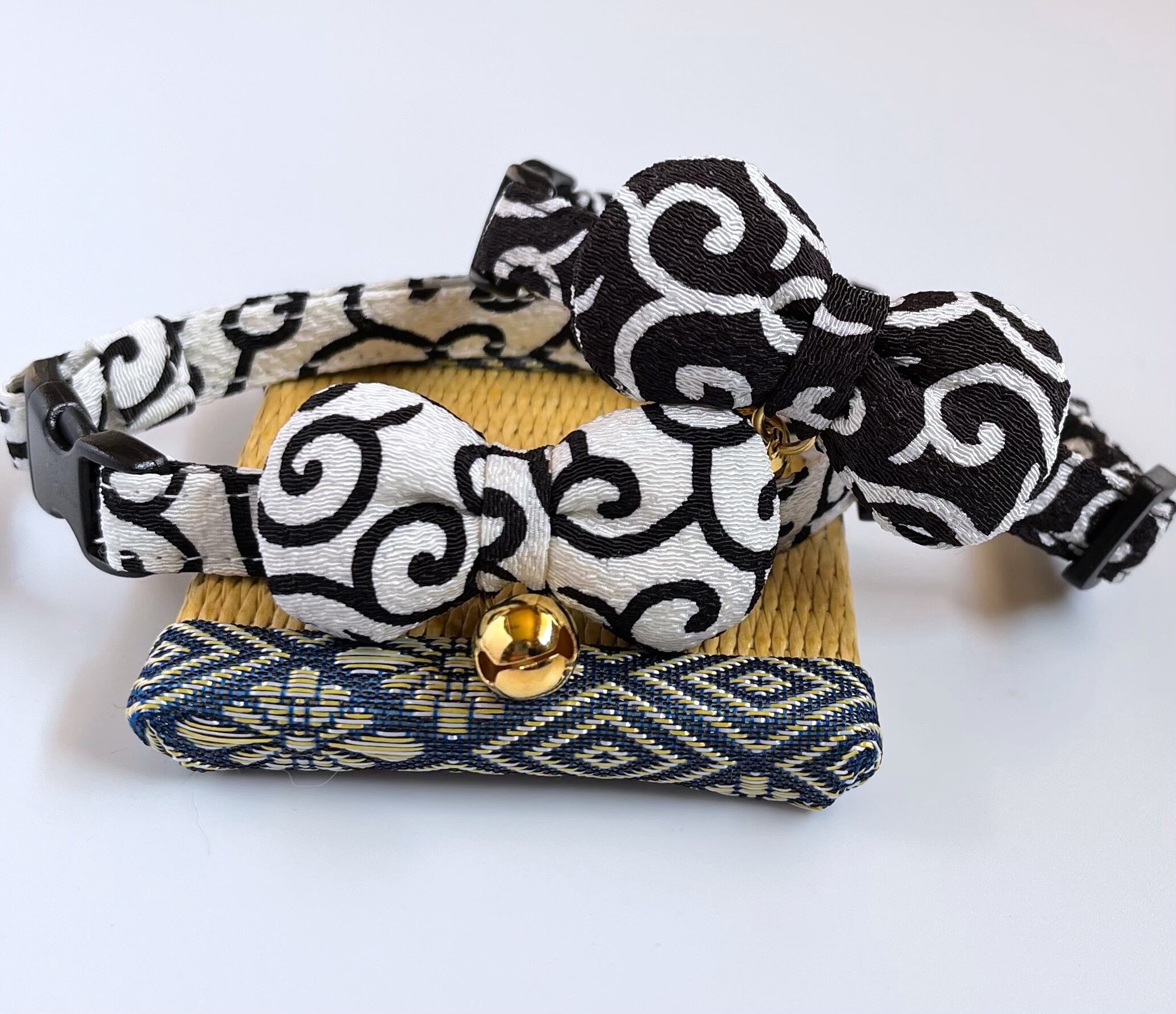 ♡専用です♡にゃんこのザビエル首輪♡ ガーリー柄（赤）猫用ザビエル首輪