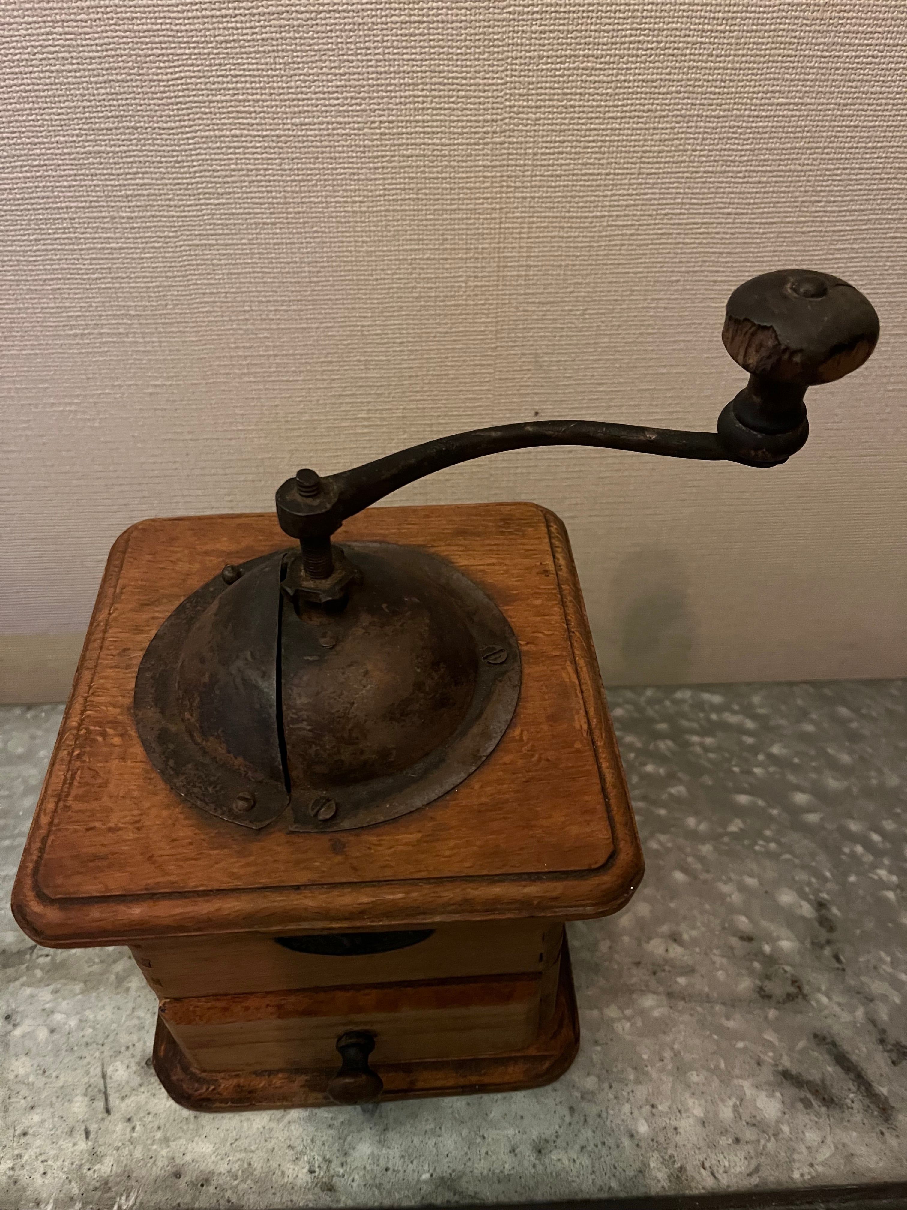 Coffee Mill antique＜コーヒーミル・木製ミル・古道具・アンティーク