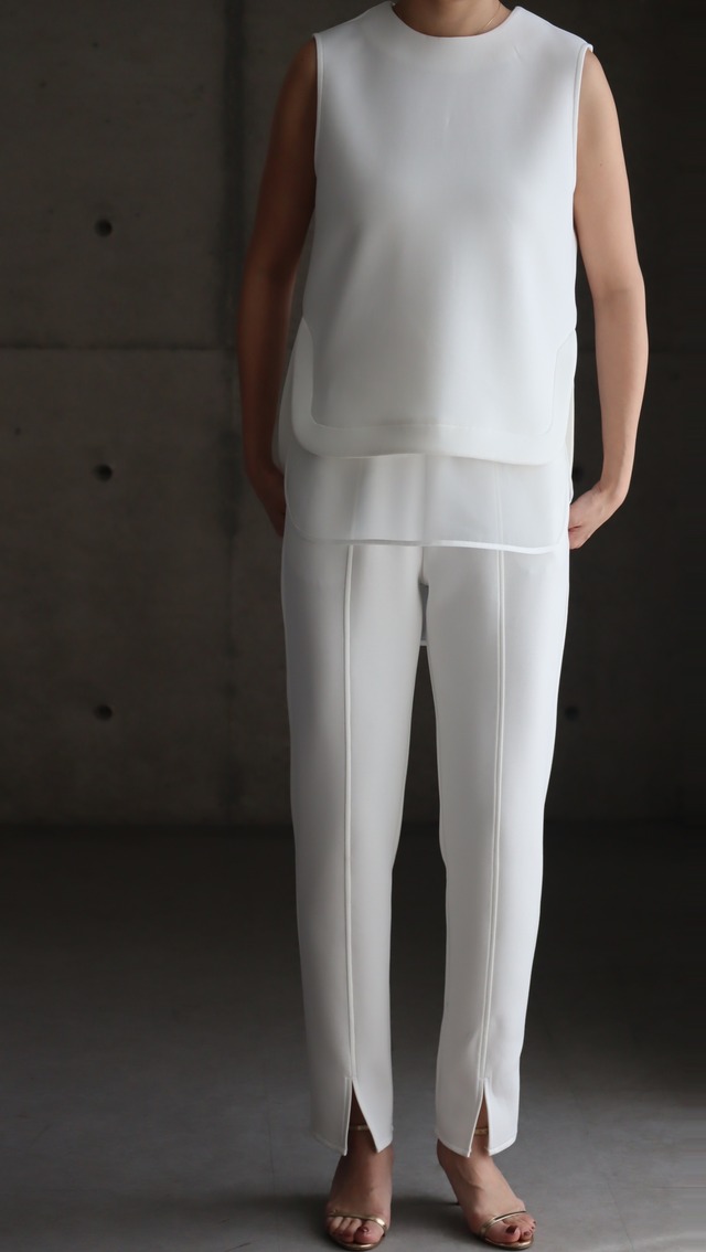 cardboard front slit pants (white)