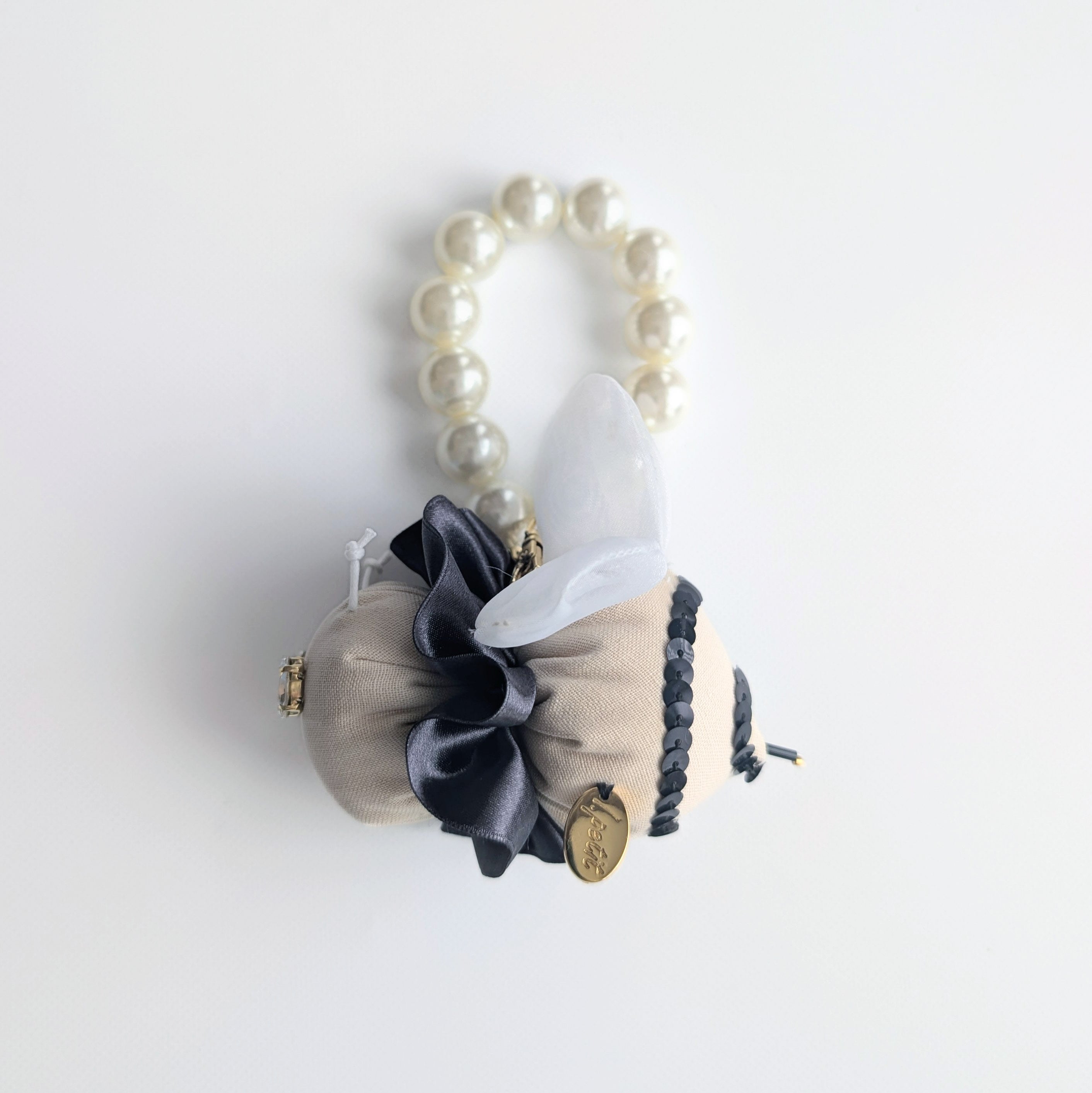 バッグチャーム【モノクロBee（モノトーン）】 | IrodorI petit