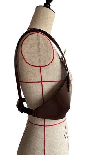 【26SS】FUMIE TANAKA フミエタナカ / leather half bra