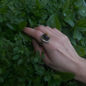 No.970029 vintage tiger eye ring