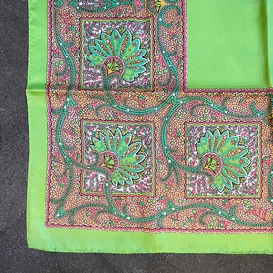 USED spring color design scarf